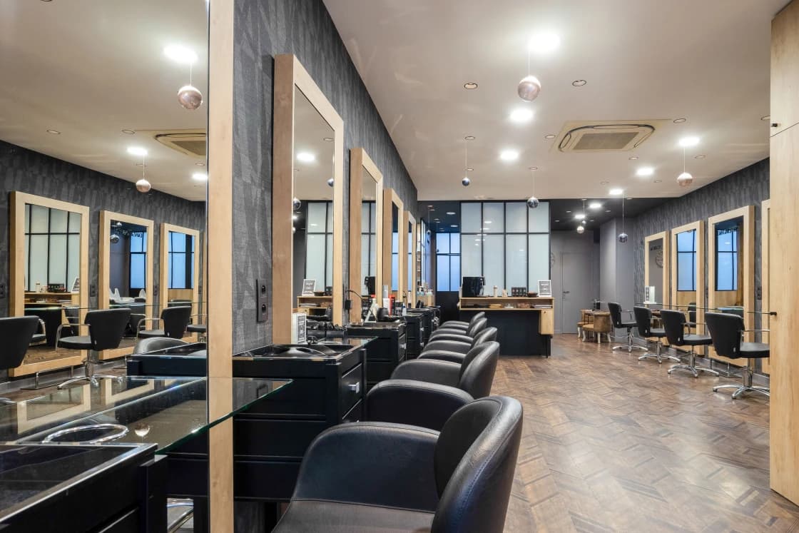 Salon de Coiffure Ville d'Avray - 28 Rue de Saint-Cloud