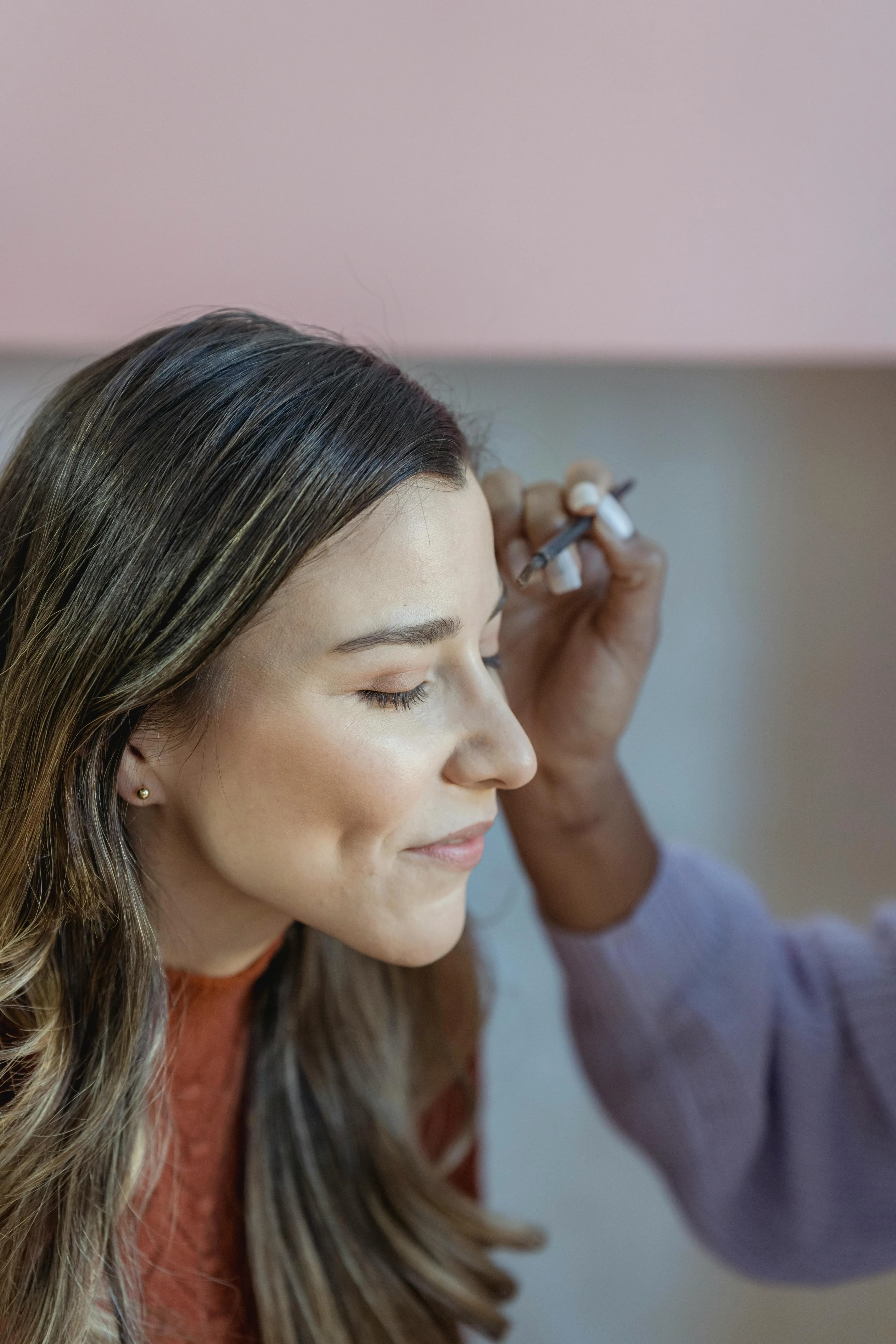 LA BEAUTÉ DES SOURCILS